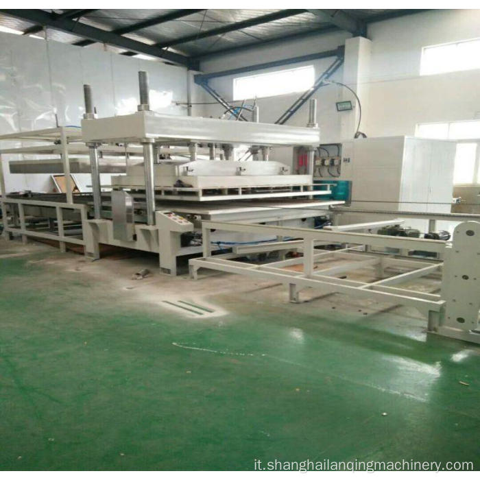 Sigillante per materasso gonfiabile ad alta frequenza automatico